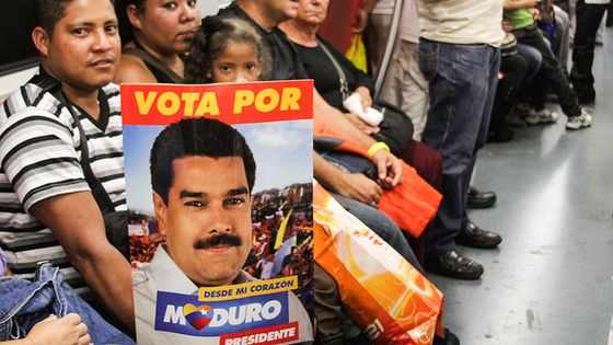 Staatspräsident Maduro gibt sich siegesgewiss, doch laut einer Umfrage liegt die Opposition vorn. Foto: Joka Madruga, CC BY 2.0