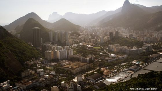 Der ehemalige Bürgermeister von Rio de Janeiro, Eduardo Paes, soll öffentliche Gelder veruntreut haben. Foto: Adveniat/Jürgen Escher