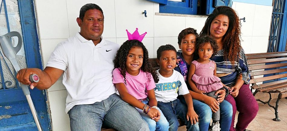 Afrovenezolanische Familie, die sich in Brasilien ein neues Leben aufbauen will. Foto (Symbolbild): Adveniat/Philipp Lichterbeck