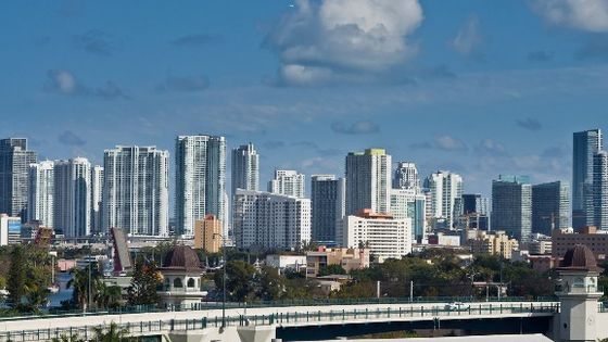 Miami, USA, ist das begehrte Ziel der venezolanischen Auswanderer. Im US-Bundesstaat Florida leben 250.000 Menschen aus Venezuela - die illegalen Einwanderer nicht mitgezählt. Foto: Valdimir Kud, CC BY 2.0