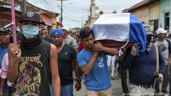 Ein Ende der blutigen Kämpfe in Nicaragua ist nicht in Sicht. UN-Generalsekretär Guterres verurteilte die Gewalt. (Foto: picture-alliance/AP Images/C. Venegas)
