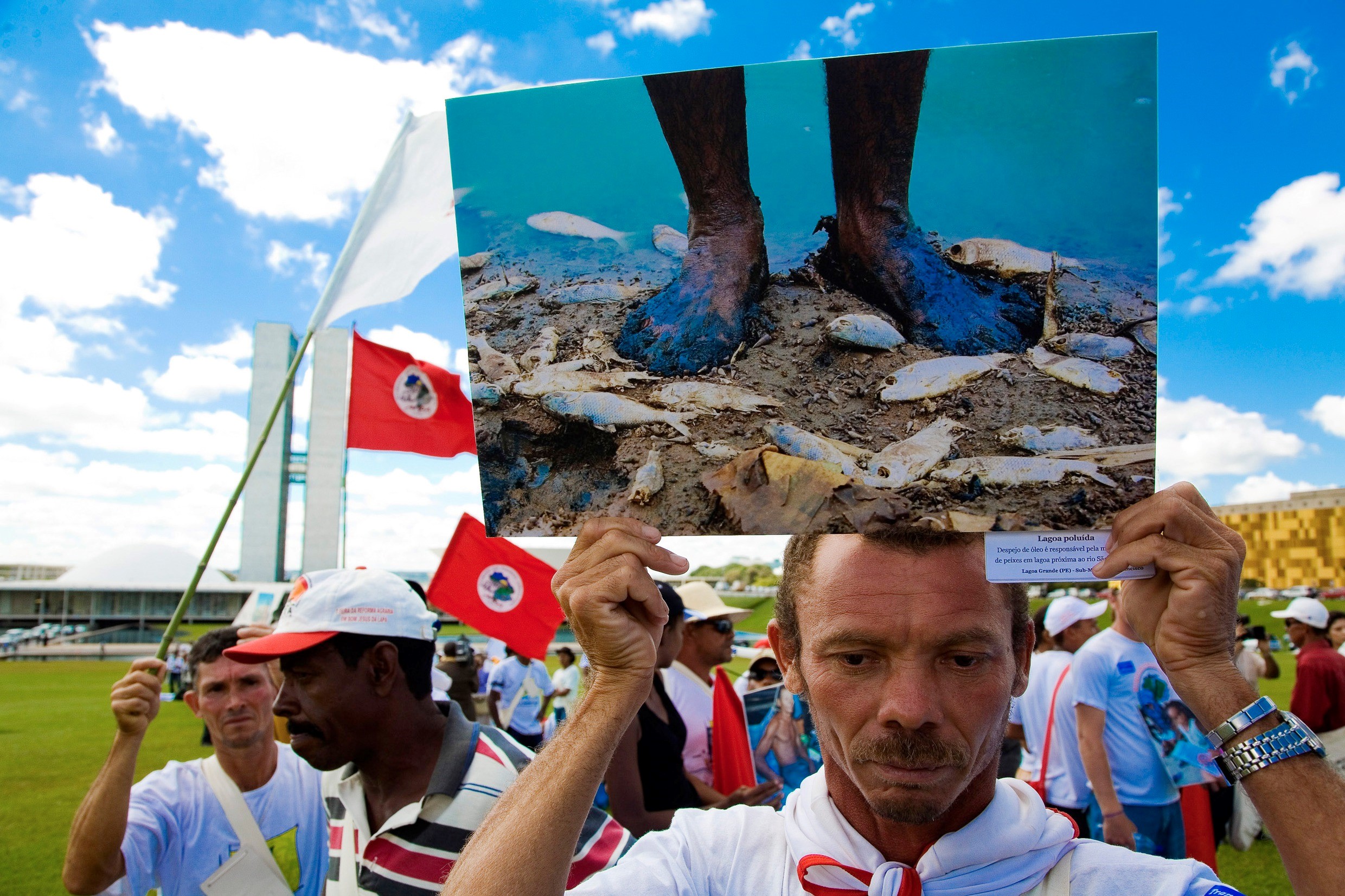 Brasilien Lateinamerika Adveniat Protest Umweltzerstörung